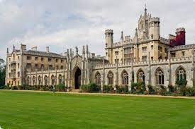 The strike of university employees in Britain due to salaries and pensions