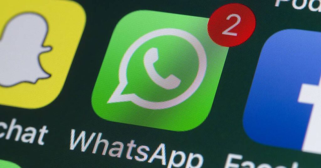 WhatsApp users around the world report messaging problems