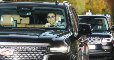 Ronaldo arrives Carrington to resolve his fate in a meeting with Tin Hag