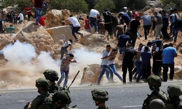 Live bullets injuries during confrontations between the Palestinians and the occupation in the West Bank