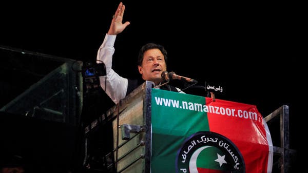 Khan announces a march from Lahore to the capital to demand early elections