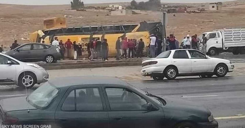 Student bus tragedy .. Two girls and 34 injuries in Jordan