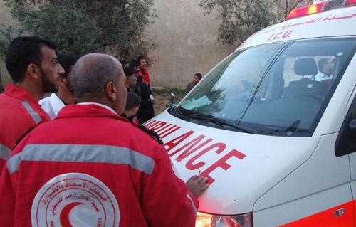 Medical relief in Nablus: The occupation forces target ambulances, hinder their movement and attack them