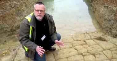 The coincidence leads to discover a Roman road dating back to 2000 years in Britain .. I know the story