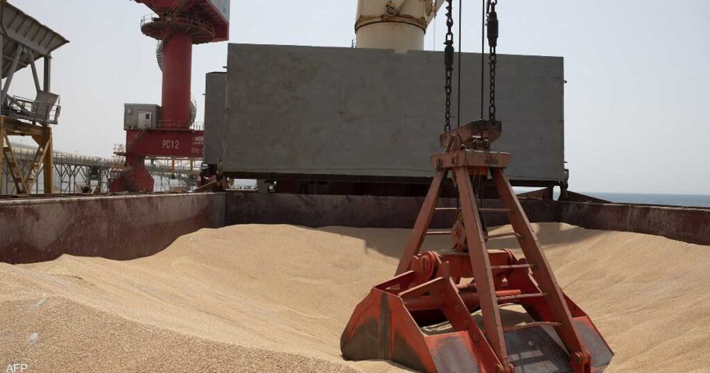 Russia criticizes the Ukrainian grain agreement .. “Do not go to poor countries”