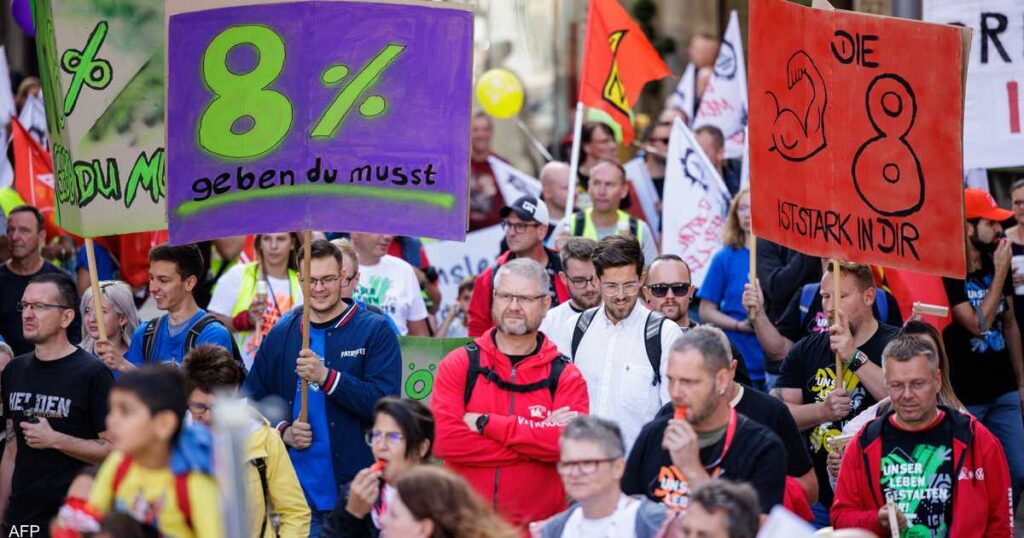 Germany .. a strike of minerals and electronics due to wages