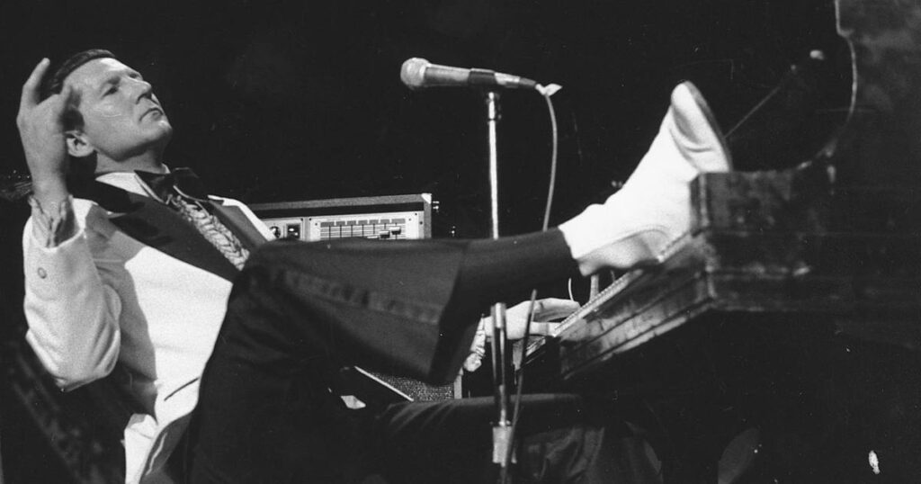 Jerry Lee Lewis, outrageous rock ‘n’ roll star, dies at 87