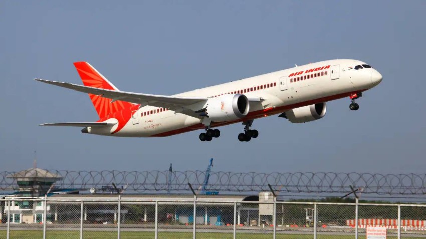 The Indian “Tata” is negotiating for a loan of $ 1.8 billion for “Air India” to avoid