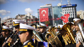 Turkey commemorates the 99th anniversary of “The Day of the Republic” amid sharp divisions between the political parties