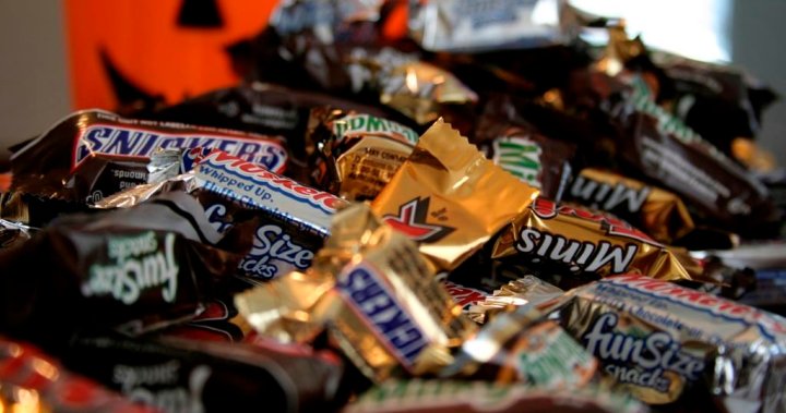 B.C. minister warns parents of possible cannabis products among Halloween candy