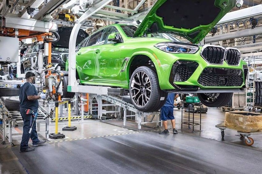 BMW celebrates 6 million cars produced at its plant in America