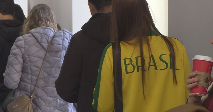 Brazilian expats wait hours in Montreal to vote in presidential election