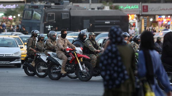 To suppress the demonstrators .. Tehran moves 150 fighters from Baghdad to Mashhad