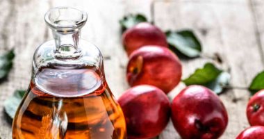 Learn how to include apple cider vinegar in your diet for its health benefits