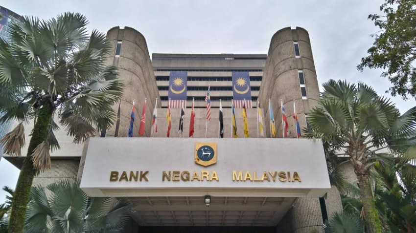 Malaysia raises the interest rate 25 basis points before the elections