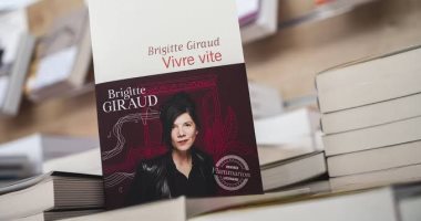 French Brigitte Giro won the Juncourt Literary Award for her novel “Live quickly”