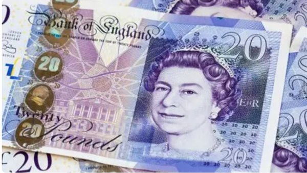 The price of the British pound today, Thursday, 3-11-2022, at the end of banking transactions