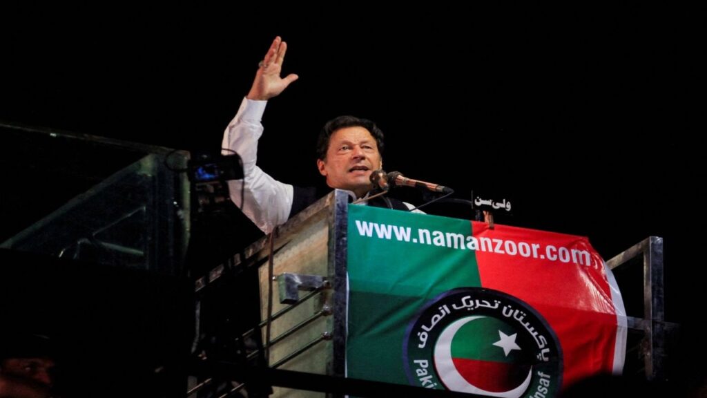 Imran Khan accuses the Prime Minister of Pakistan of being involved in his assassination attempt