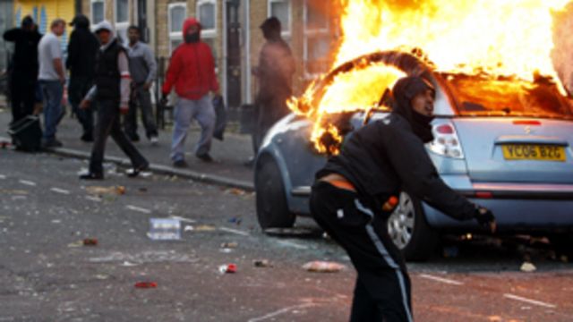 British Interior: We are dealing with a riots in a center for migrants in West London