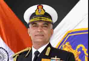 The commander of the Indian Navy begins a 5 -day visit to Japan