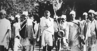 Today’s memory .. The arrest of Gandhi and the end of the tripartite aggression against Egypt