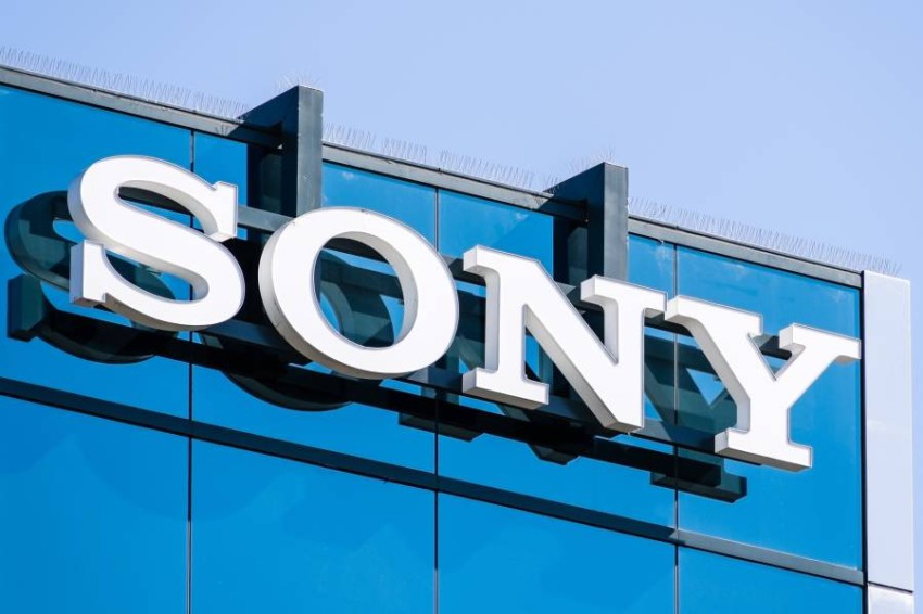 “Sony” will start the gradual disposal of plastic covers in its devices