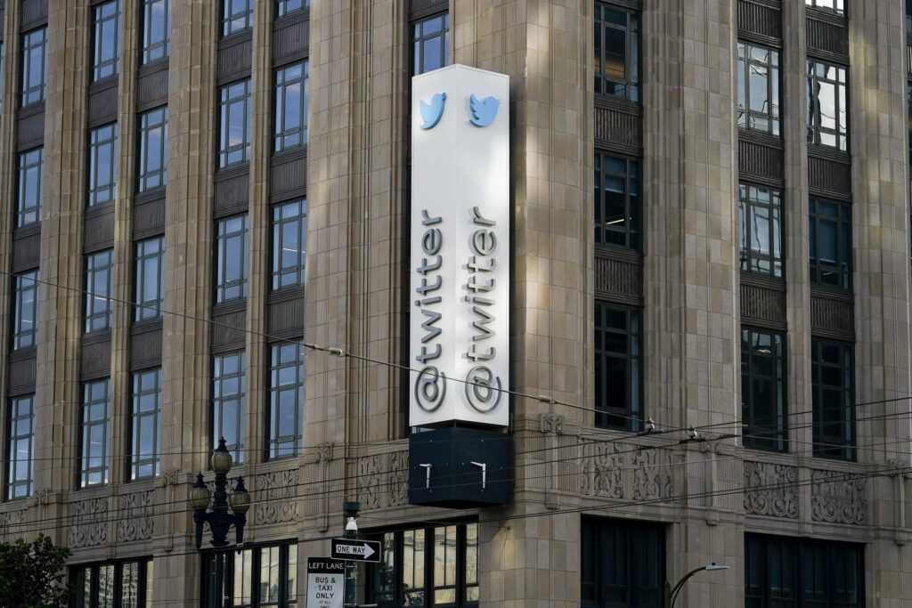 Twitter to add ‘office’ Mark to verified big account