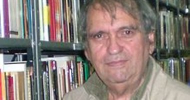 The Venezuelan poet Rafael Kadenas wins the Spanish Serbantis Award