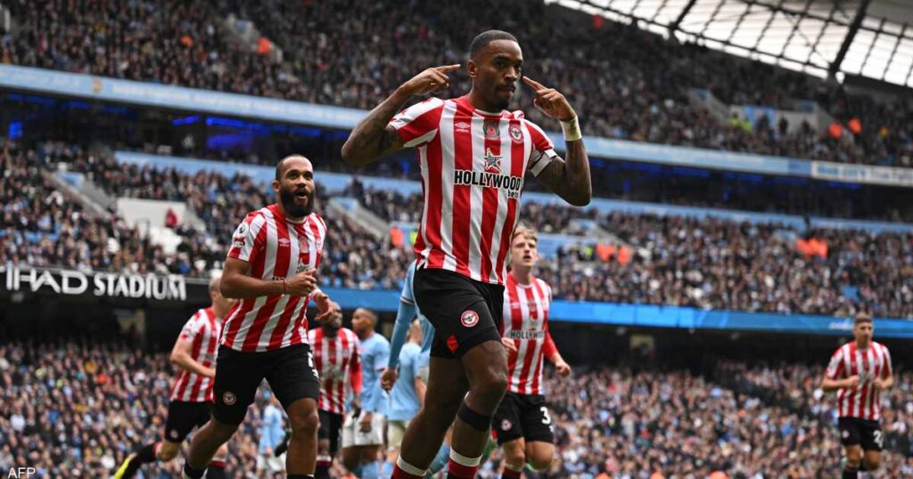 Princeford falls Manchester City in front of his fans