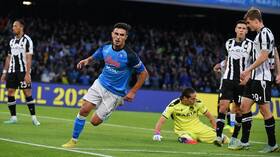 The Napoli victories train passes Udinese