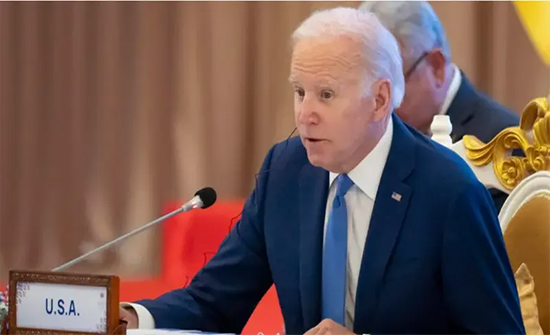 Biden thanks Colombia for holding a summit instead of Cambodia .. in the video