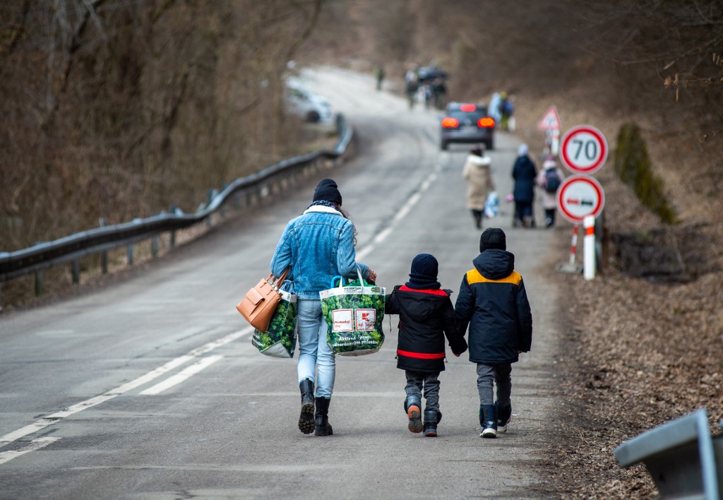 Austria: The number of asylum applications rises to 100 thousand requests and exceeds the refugee crisis in 2015