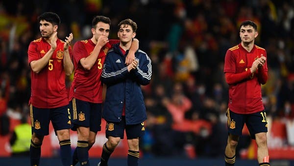 The Spain national team arrives in Amman to meet Jordan before the World Cup