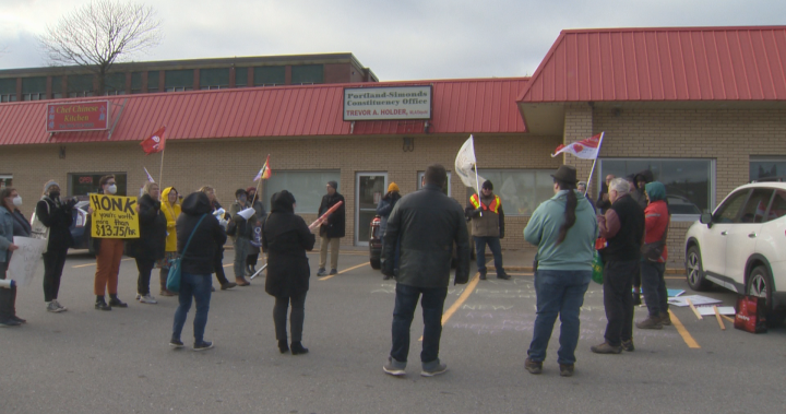 New Brunswick demonstration demands better working conditions