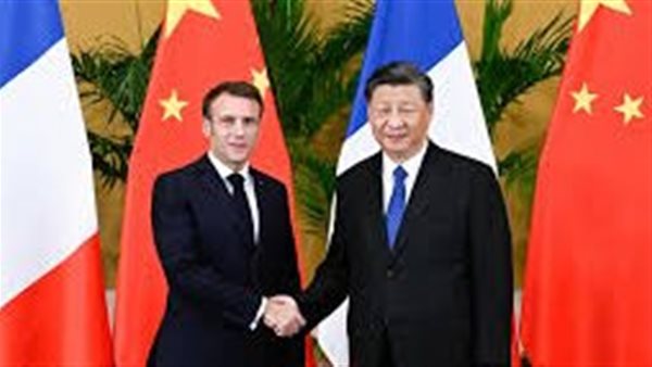 The French President is calling for his Chinese counterpart Putin to negotiate with Kyiv