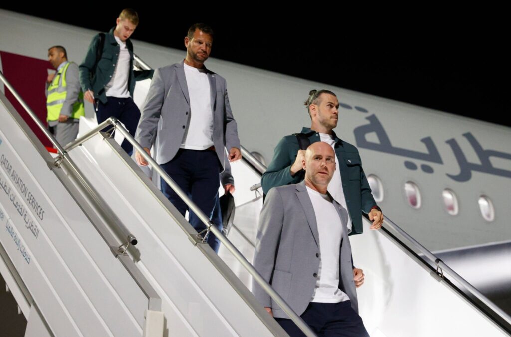 The Wales national team arrives in Doha to participate in the World Cup Finals