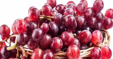 Grapes improve memory and reduce blood pressure, and patients have to eat it in moderation