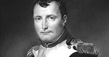 Napoleon Bonaparte was subjected to a humiliating exile, but he rebelled against him .. I know the story