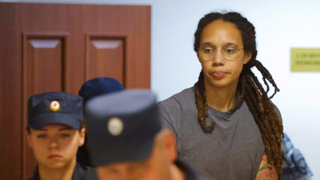 Russia is transporting American basketball player Britney Grayner to the detainee