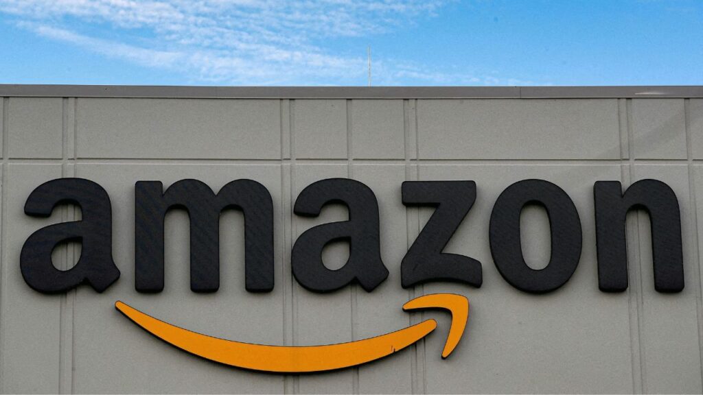 After Facebook and Twitter .. Amazon begins to lay off employees