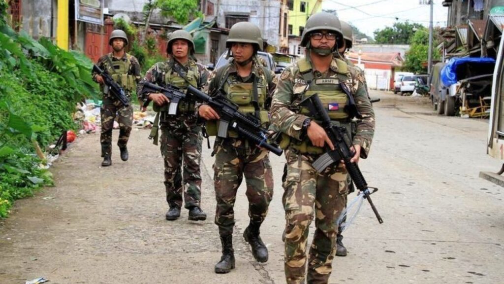 The Filipino army is moving to fight ISIS