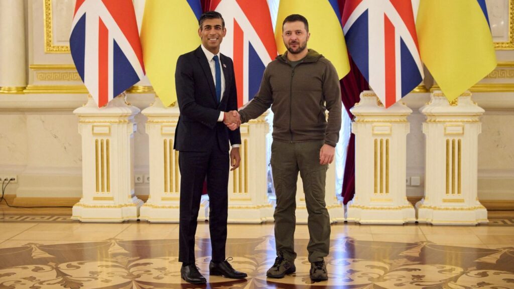 From Kyiv Rishi Sonak confirms that Britain will remain on the side of Ukraine