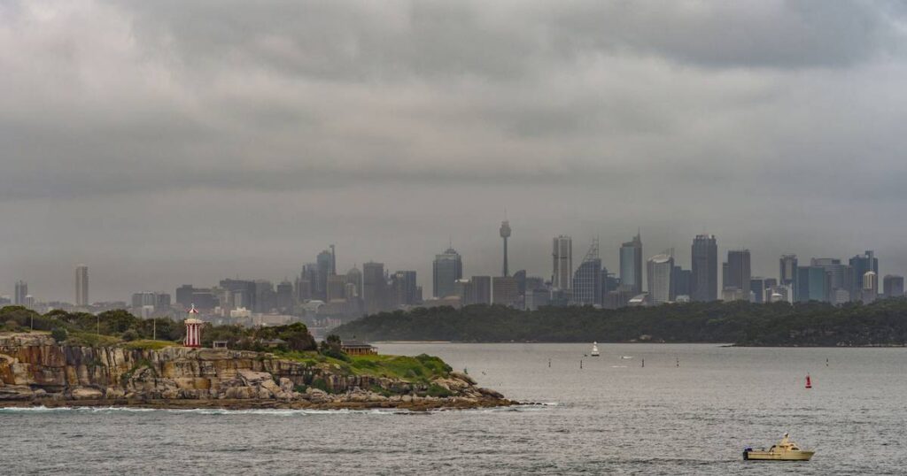 Sydney told to conserve water despite record-breaking flooding